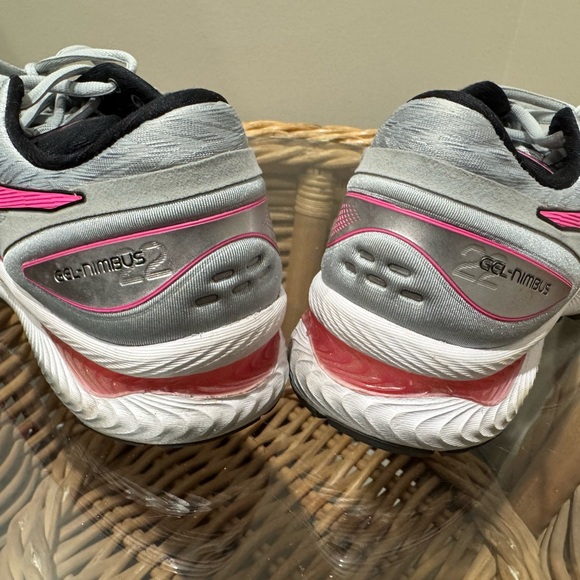 ASICS Women's Athletic GEL Nimbus Shoes in Gray and Pink - Picture 3 of 6